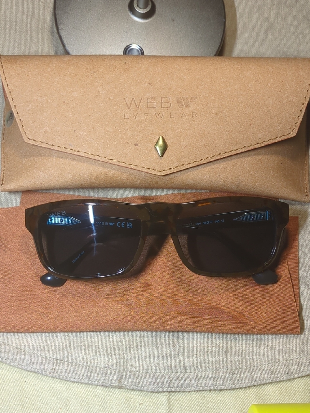 WEB Eyewear Brown Tortoise Sunglasses with Case WE371 $125